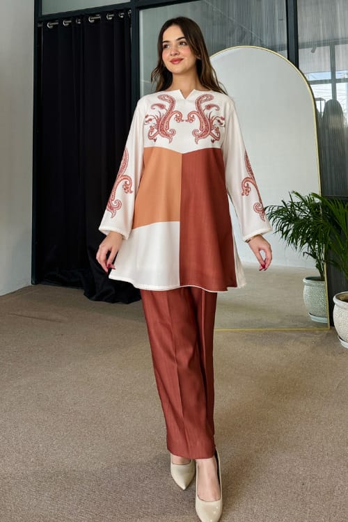 Cord Set white and Mehroon