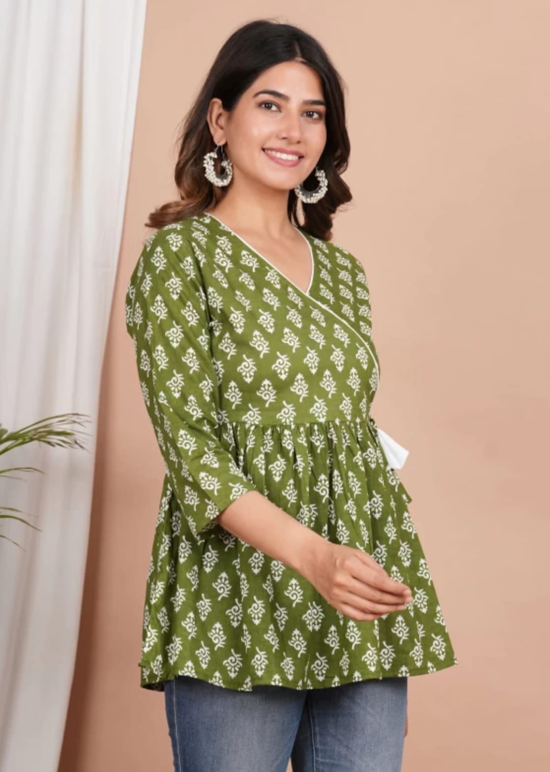 Zarika-Green Printed Peplum Short Kurti